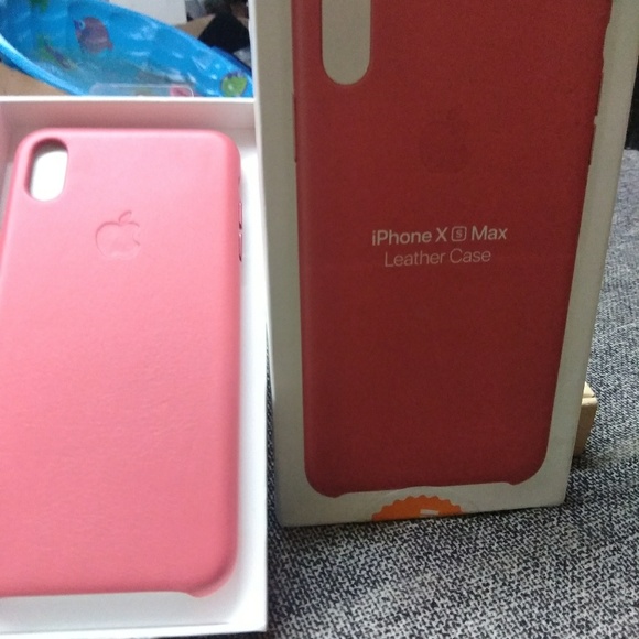 IPhone cases - Picture 2 of 3